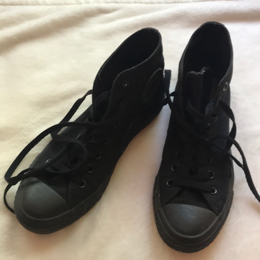 All black converse